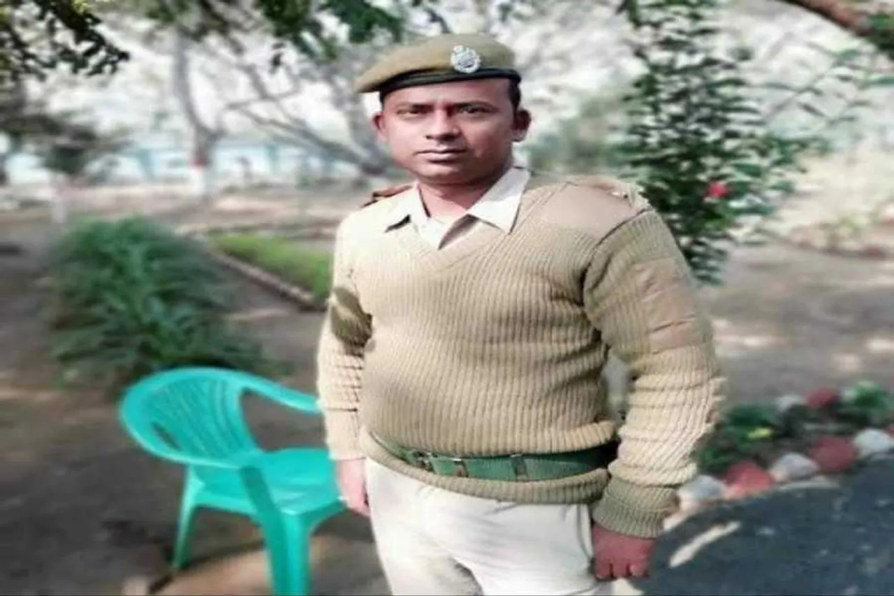 নাকা চেকিং এর সময় ছোট যাত্রীবাহী চারচাকা গাড়ির ধাক্কায় মৃত্যু হল কোক ওভেন থানার কর্তব্যরত কনস্টেবলের