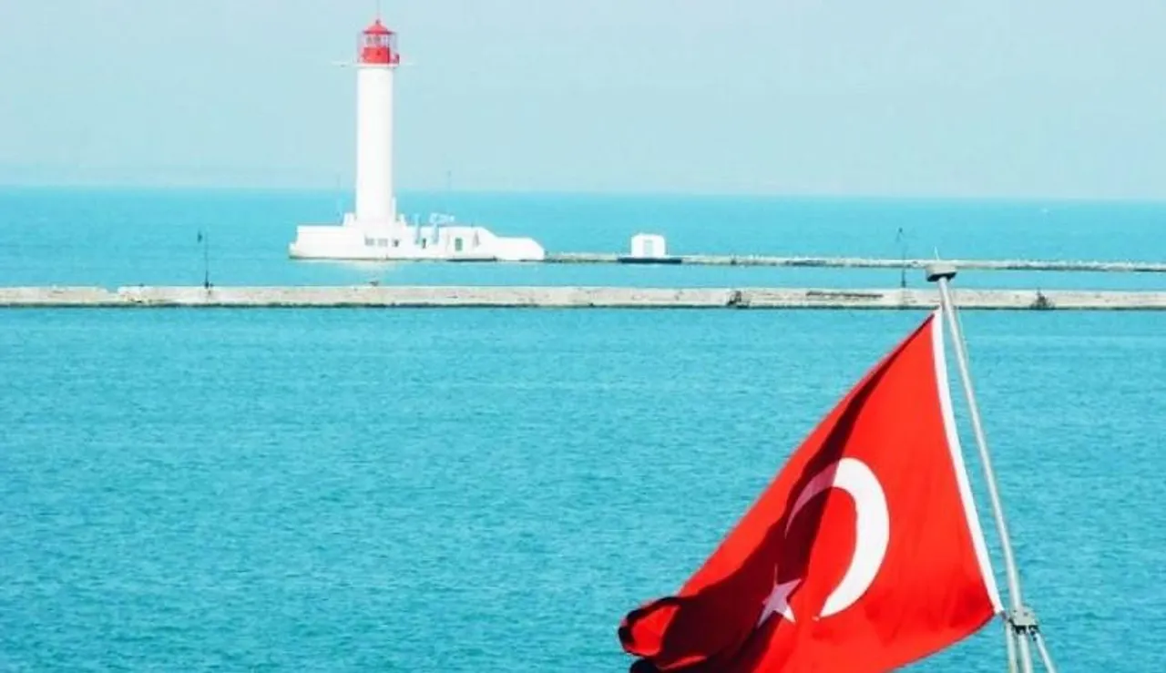 ইউক্রেনীয় শস্যবাহী রুশ জাহাজ আটক করেছে তুরস্ক: ইউক্রেন