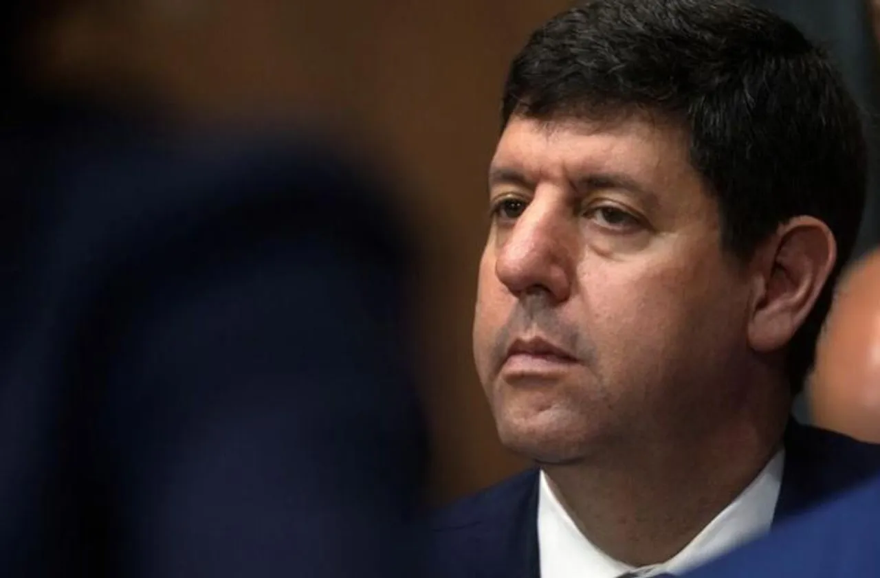 বন্দুকের নিরাপত্তা বাড়াতে পিস্তল সংযুক্তির নতুন নিয়ম ঘোষণা করেছে মার্কিন বিচার বিভাগ