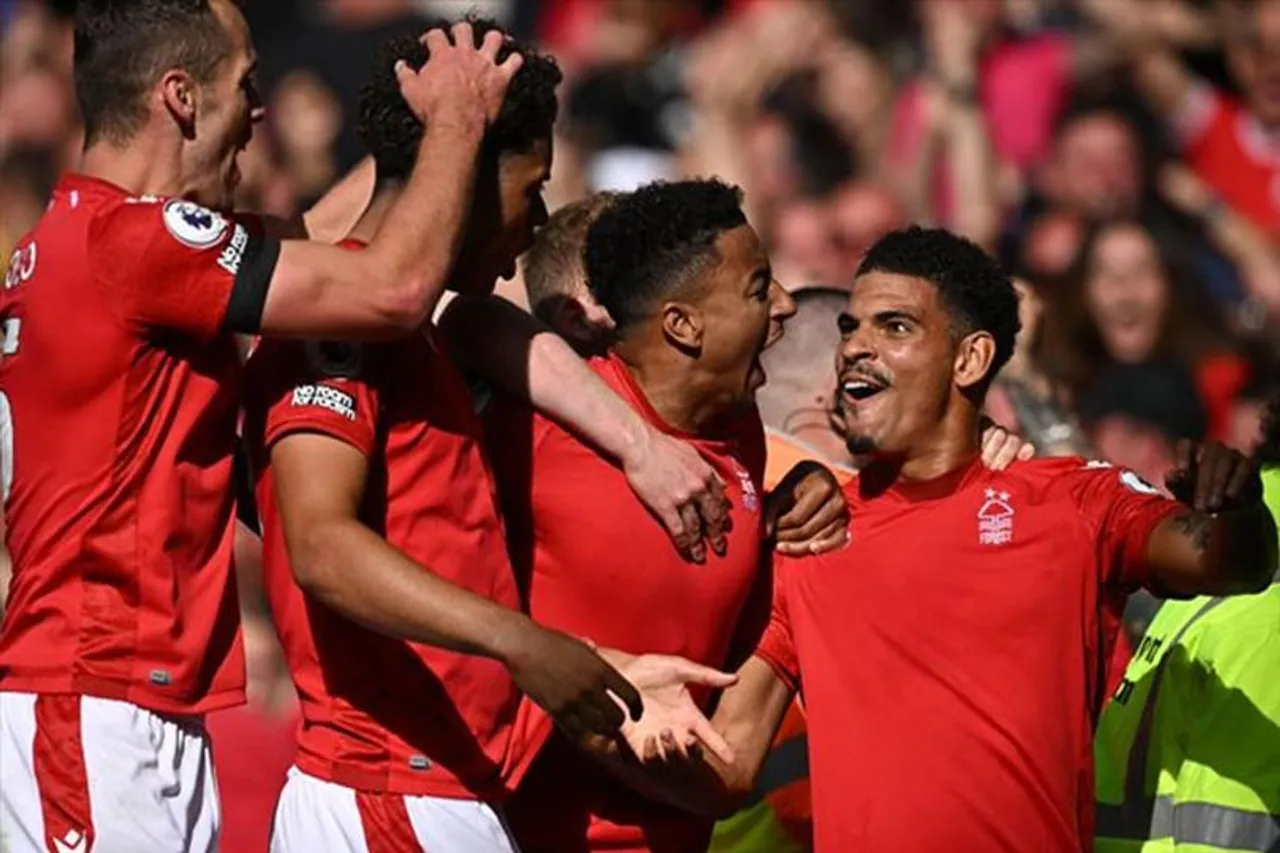 টটেনহ্যামের বিরুদ্ধে অনন্য এই রেকর্ড রয়েছে নট্টিংহ্যামের