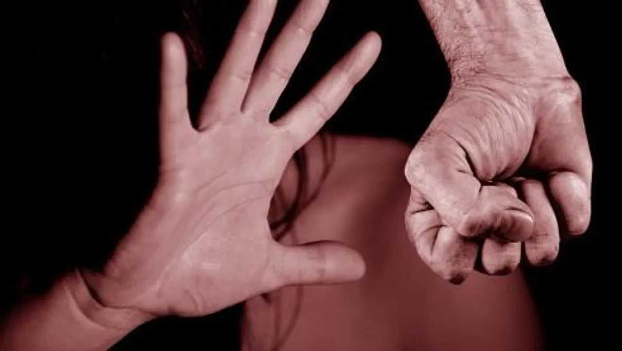 জেল থেকে বেরিয়ে নির্যাতিতাকে ফের ধর্ষণ অভিযুক্তের