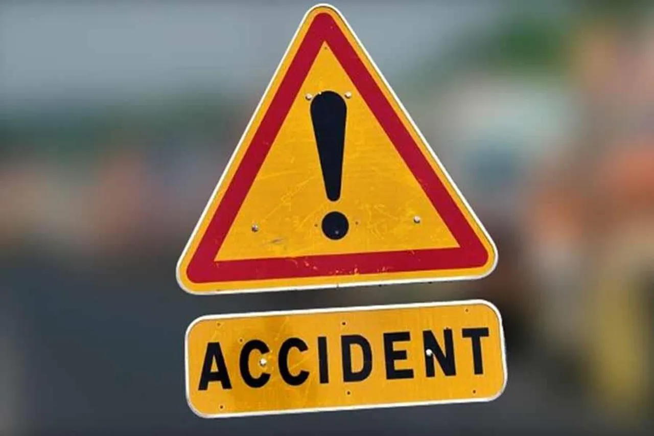 পথ দুর্ঘটনার বলি ছাত্র, জখম ১