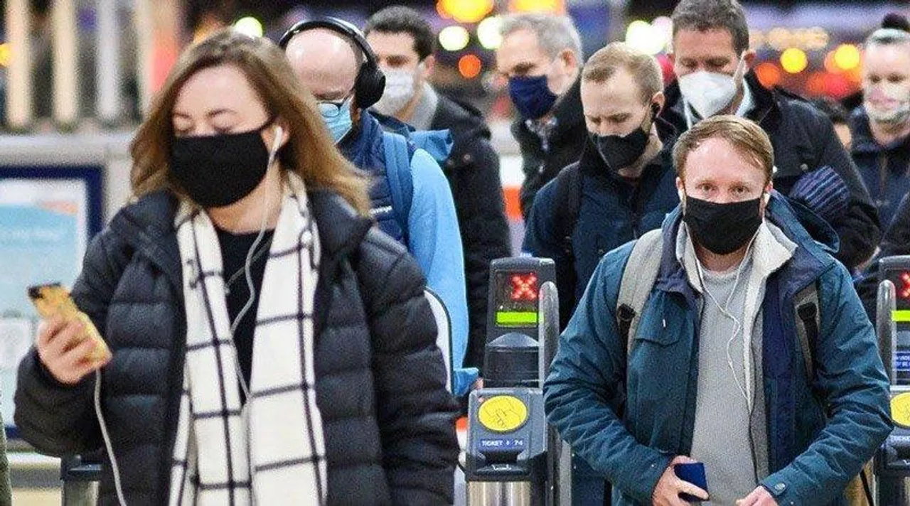 ওমিক্রন থেকে ‘মুক্তি’!