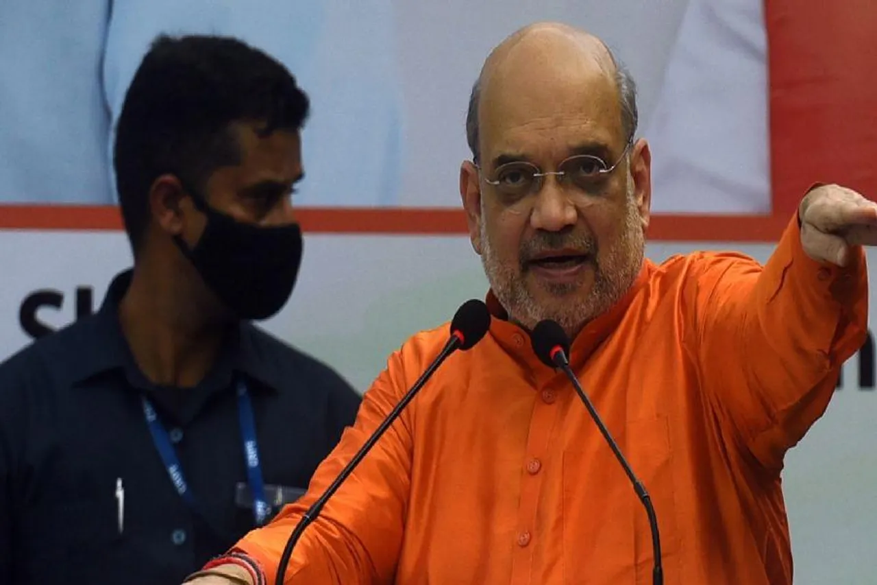 একযোগে নীতিশ কুমার ও লালু প্রসাদ যাদবের দিকে প্রশ্নবাণ ছুড়লেন অমিত শাহ