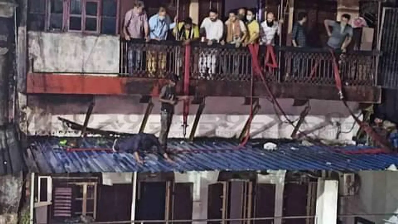 নতুন আশঙ্কা কলুটোলার বাড়িটি নিয়ে