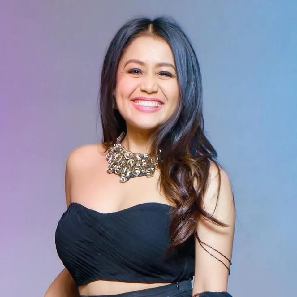 নেহা নিজেই নেচে ফেললেন 'পুষ্পা'র গানে