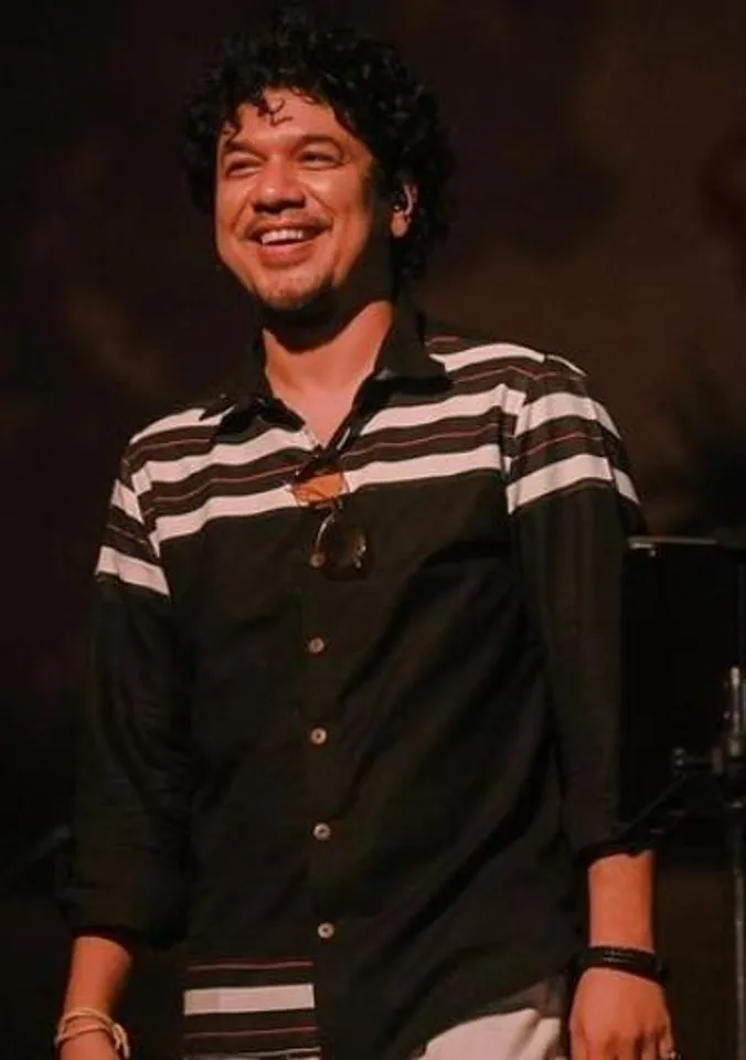 গুলজারের জন্মদিনে নতুন গান উৎসর্গ করলেন পাপন