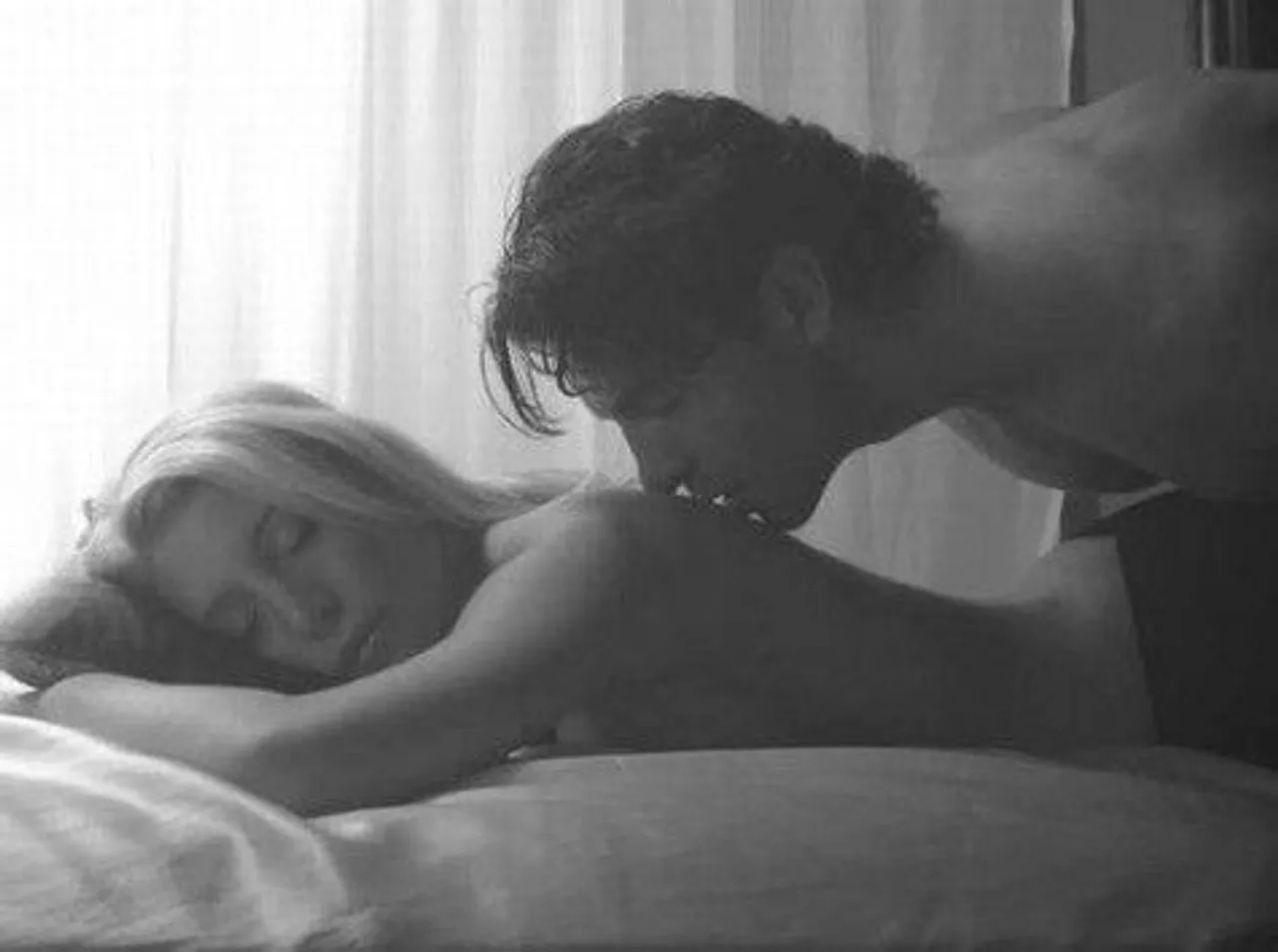 আজ হোক একটু অন্যরকম মিলন