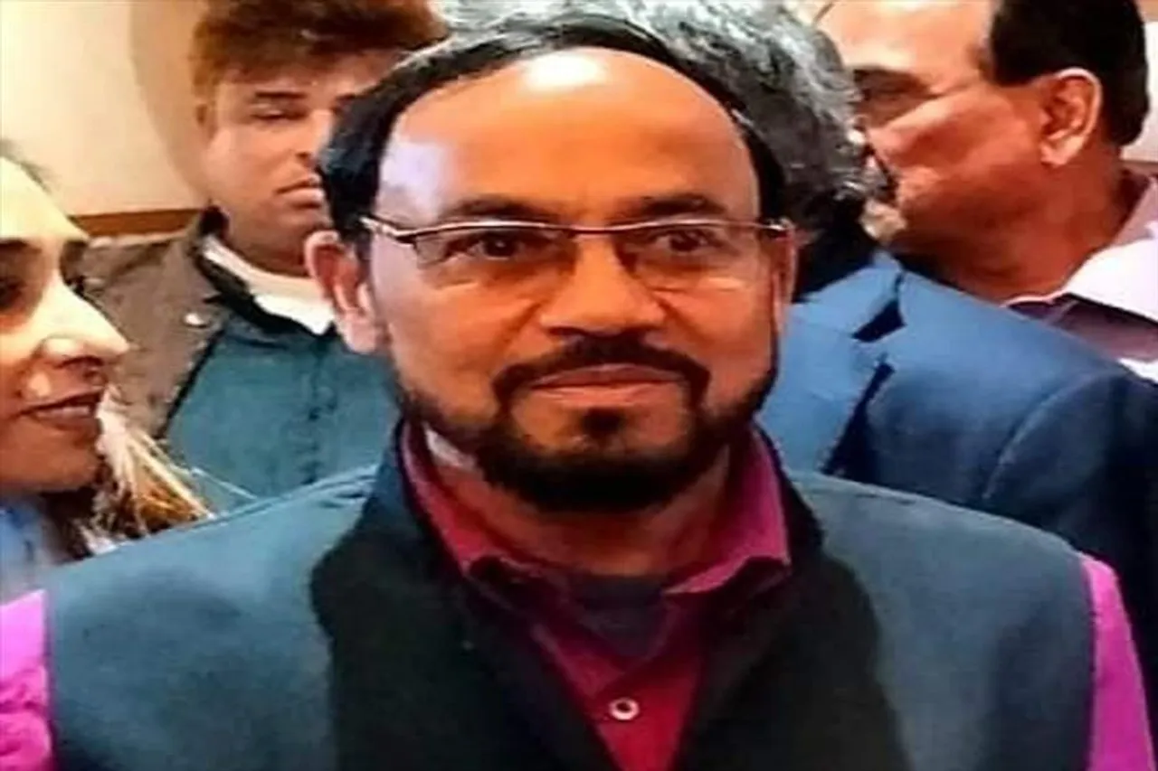 প্রধান থেকে পদত্যাগ করেই গ্রেফতার অঞ্চল প্রধান