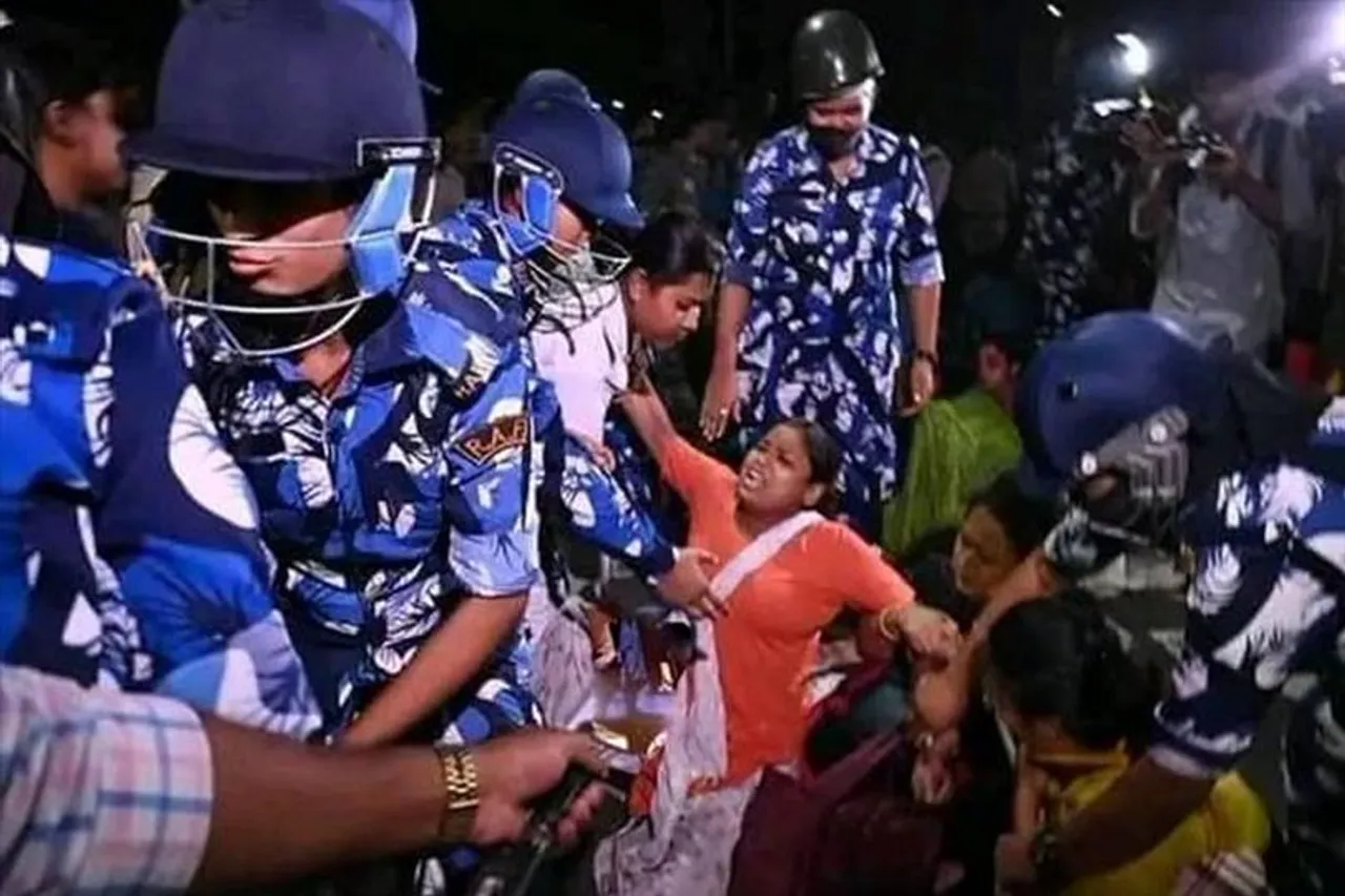 TET Scam: পুলিশের ভূমিকা নিয়ে প্রশ্ন তুললেন শীর্ষেন্দু মুখোপাধ্যায়