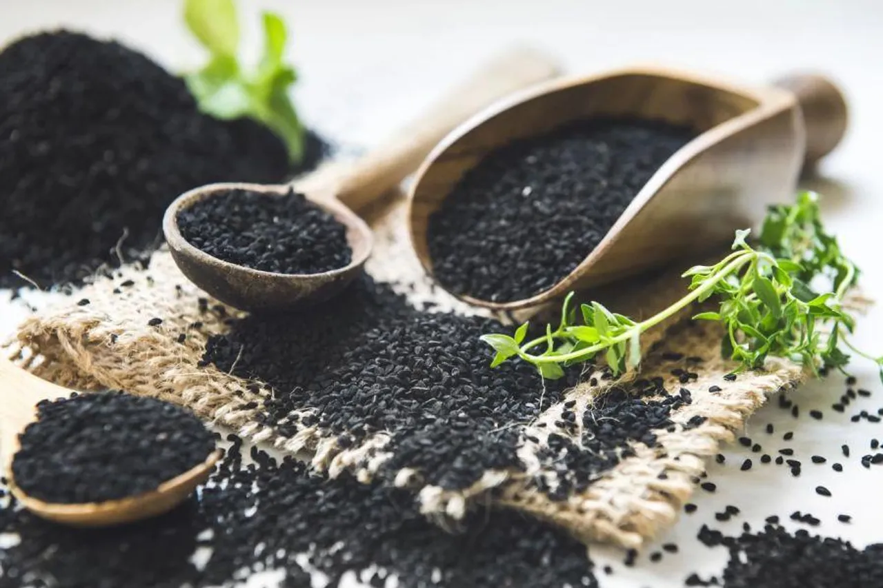 কালোজিরে দিয়ে টোটকা করলেই মিলবে উন্নতি