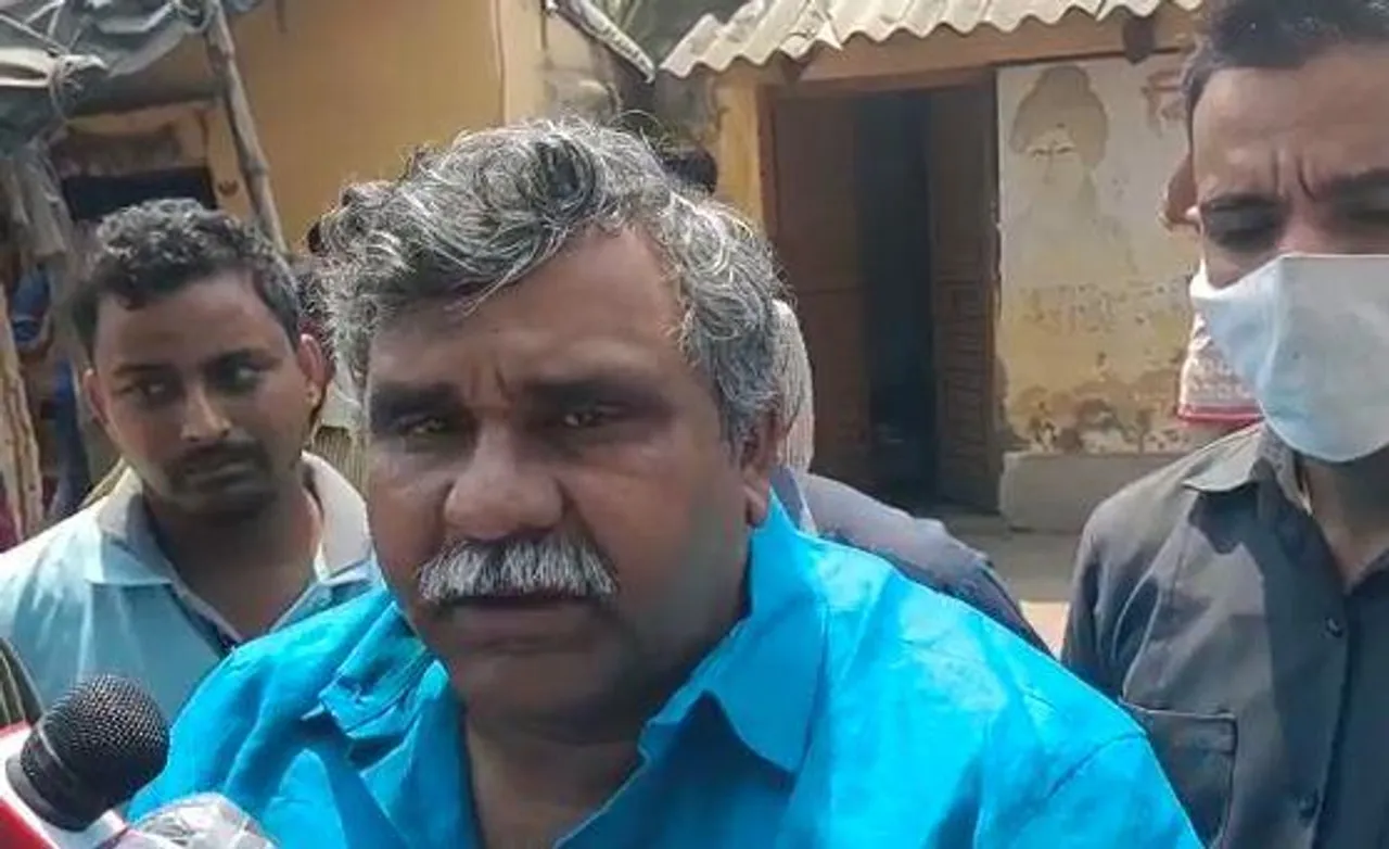 জিতেন্দ্র তিওয়ারিকে আটকালো পুলিশ