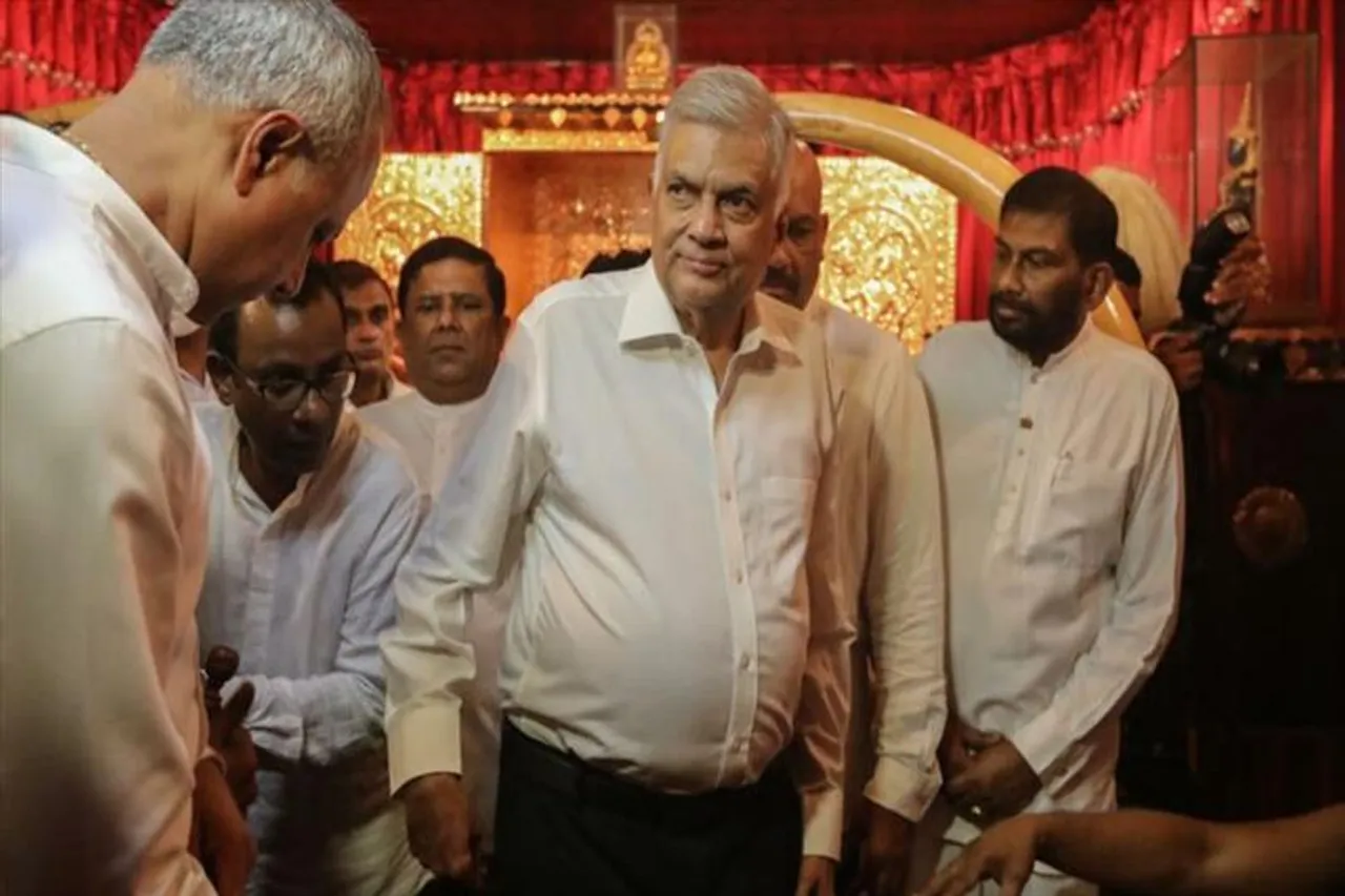 ভারপ্রাপ্ত প্রেসিডেন্ট হলেন বিক্রমাসিংঘে