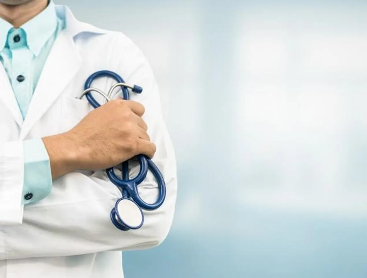 নিয়োগ না হওয়ায় ক্ষুব্ধ বেকার ফার্মাসিস্ট ছাত্রছাত্রীরা