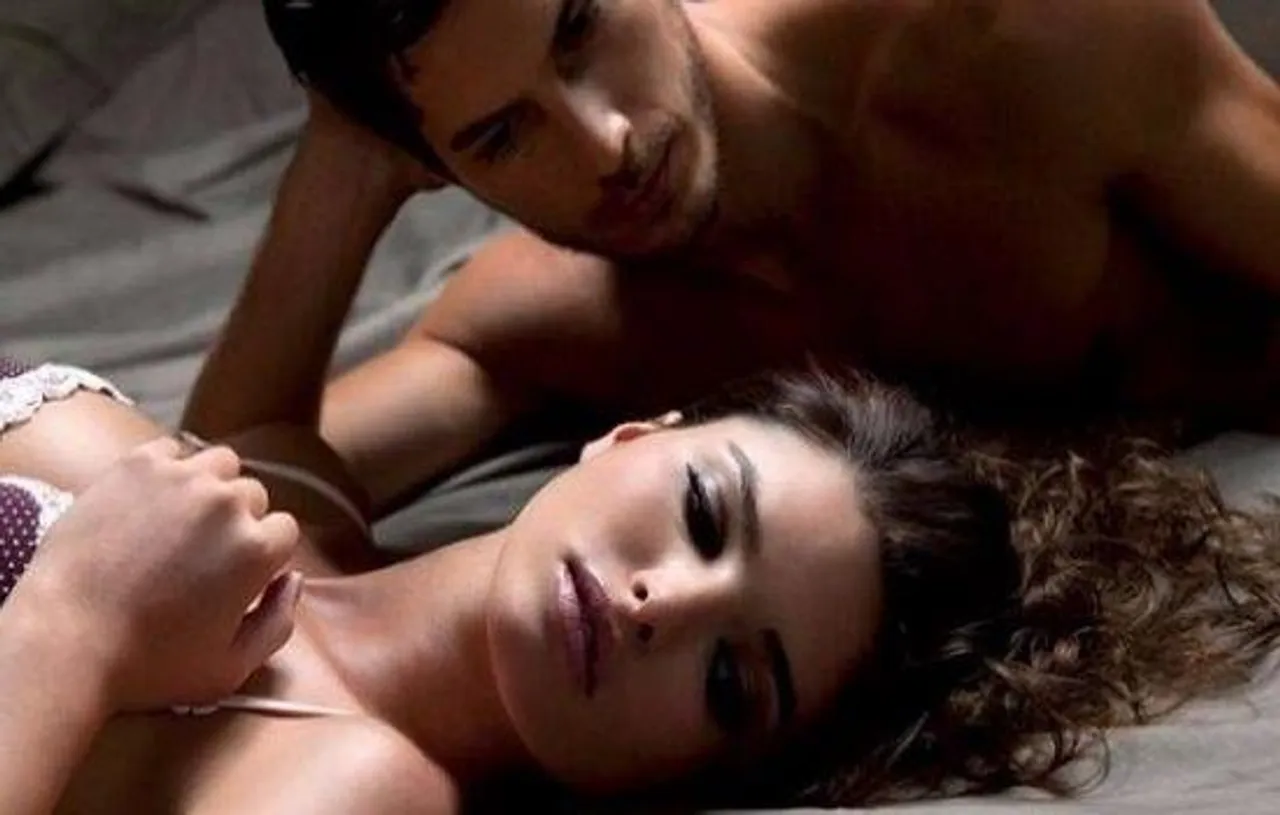 ফোরপ্লে-র সময় এই জায়গাটি স্পর্শ করুন, তবেই খেলা জমবে!