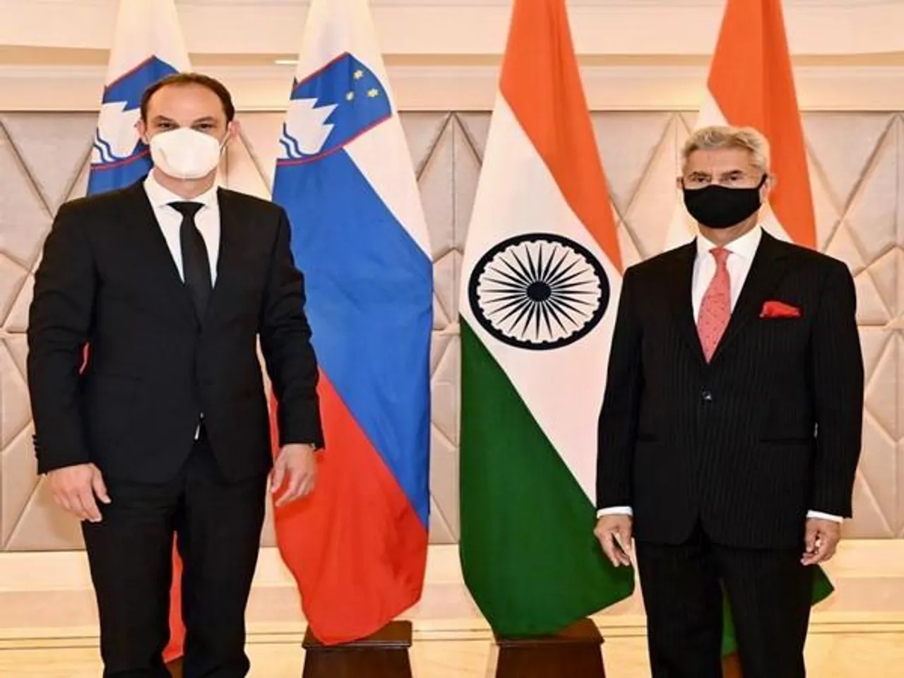 স্লোভেনিয়ার বিদেশন্ত্রীর সঙ্গে দেখা করলেন এস জয়শঙ্কর