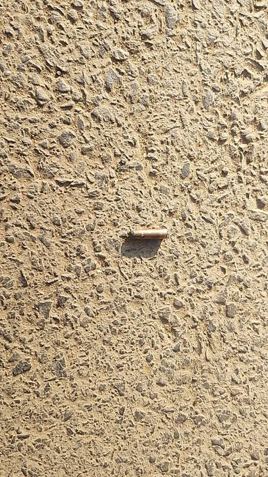 চলল গুলি, ভাঙচুর বিজেপির বুথ শিবির