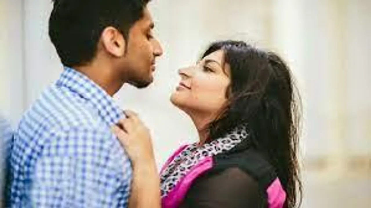 নারীদের আকর্ষণের কেন্দ্র বিন্দু হতে চান? জেনে নিন কী করবেন