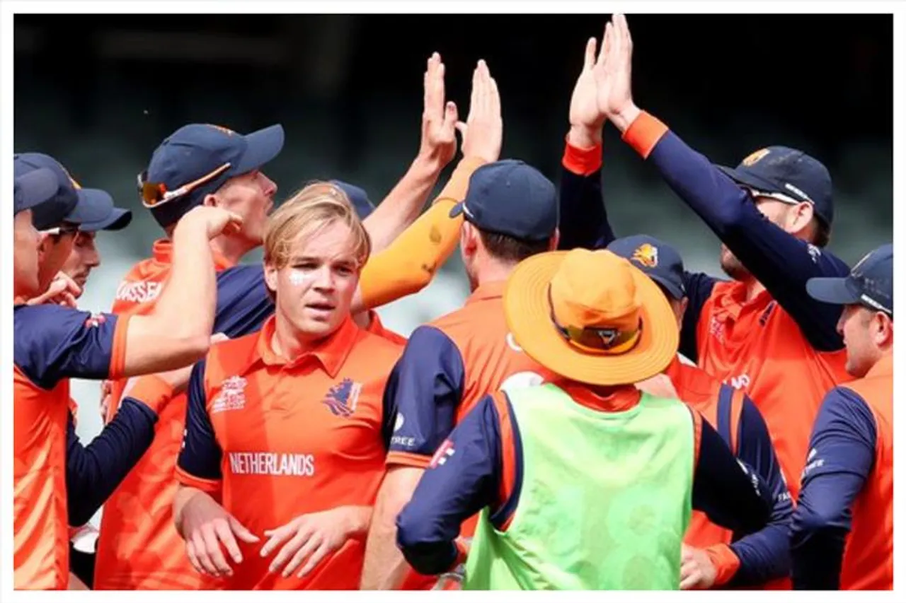 বিশ্বকাপের সেমিফাইনালে ওঠার আশা শেষ হয়ে গেল জিম্বাবয়ের