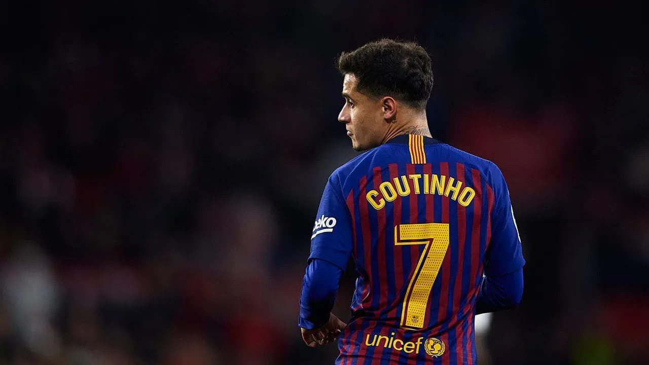 বার্সেলোনার হয়ে আর খেলতে দেখা যাবে না কুটিনহোকে?