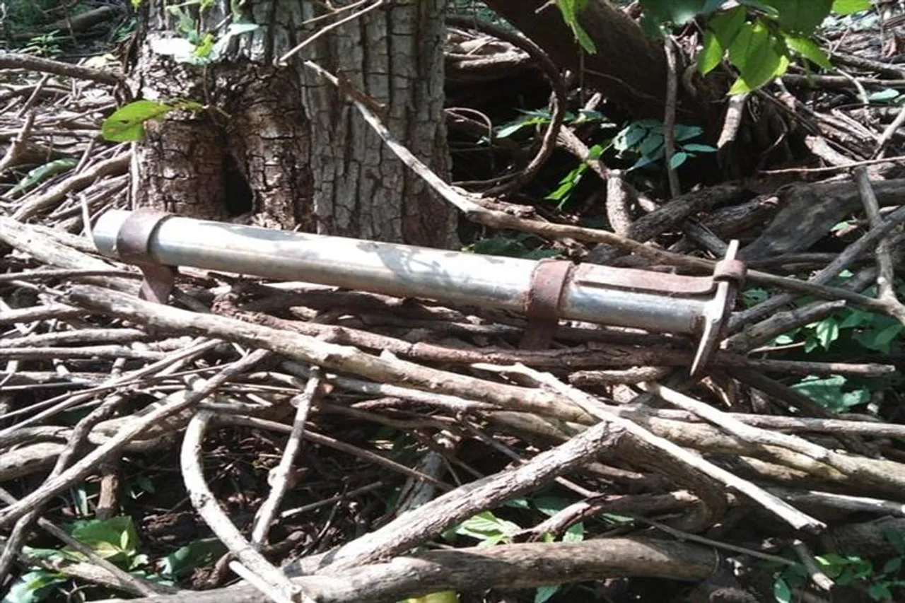 মাও অধ্যুষিত এলাকায় উদ্ধার শক্তিশালী 'পাইপ বোমা'