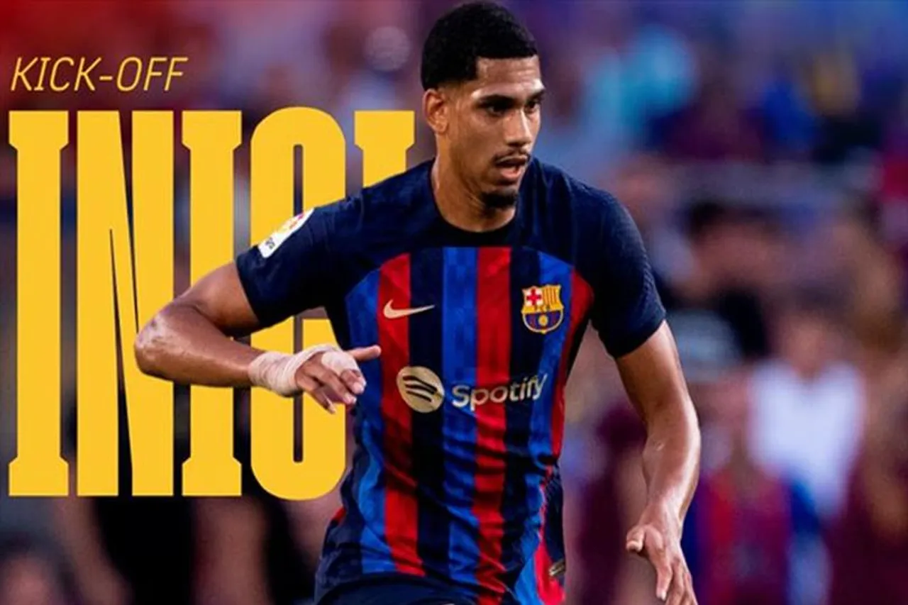 ১৪ মিনিটেই লাল কার্ড, এগিয়ে বার্সেলোনা