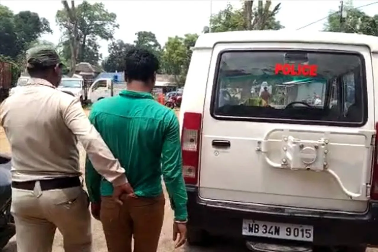 পুলিশের জালে মোবাইল চোর