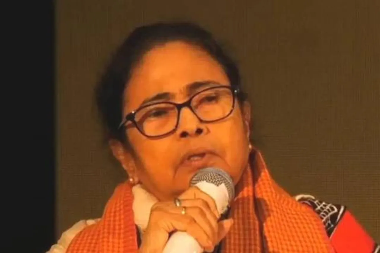 লালন শেখের মৃত্যু নিয়ে তীব্র প্রতিক্রিয়া মমতার