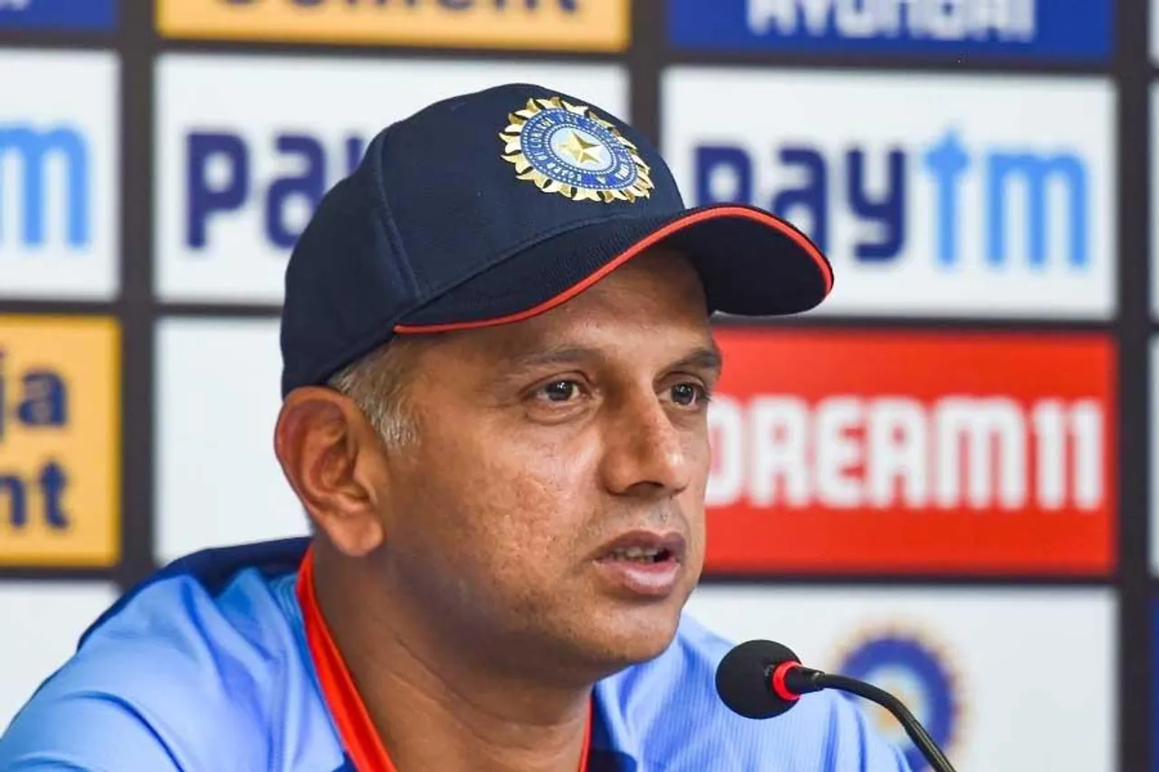 ভারতীয় টি-টোয়েন্টি দলে বড় ধরনের পরিবর্তনের ইঙ্গিত দিলেন রাহুল দ্রাবিড়