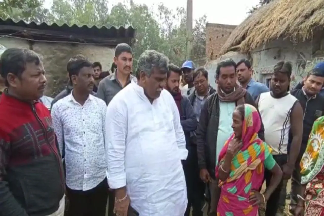 পাণ্ডবেশ্বরের ধস কবলিত শীর্ষা গ্রাম পরিদর্শনে জিতেন্দ্র তেওয়ারি