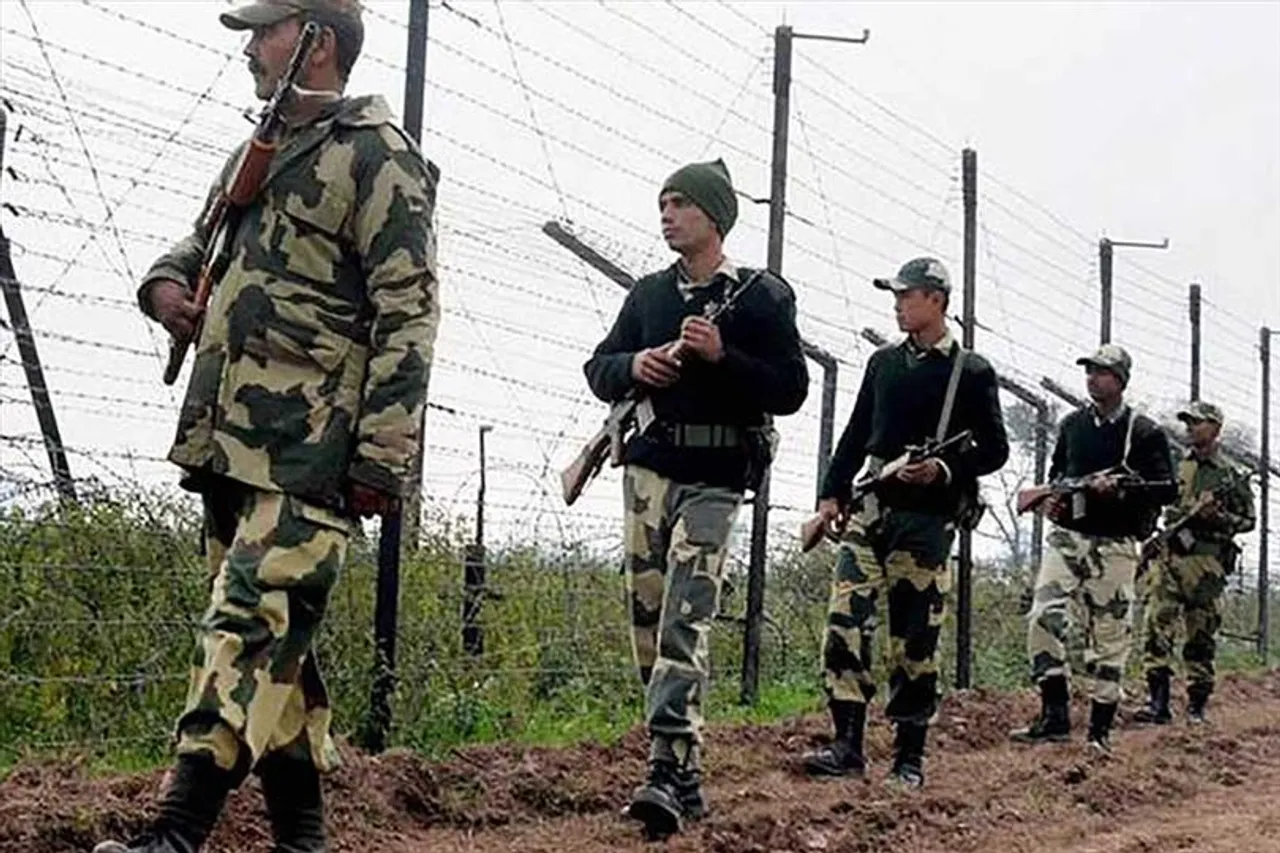 আন্তর্জাতিক সীমান্তে নজরে এল সন্দেহজনক গতিবিধি