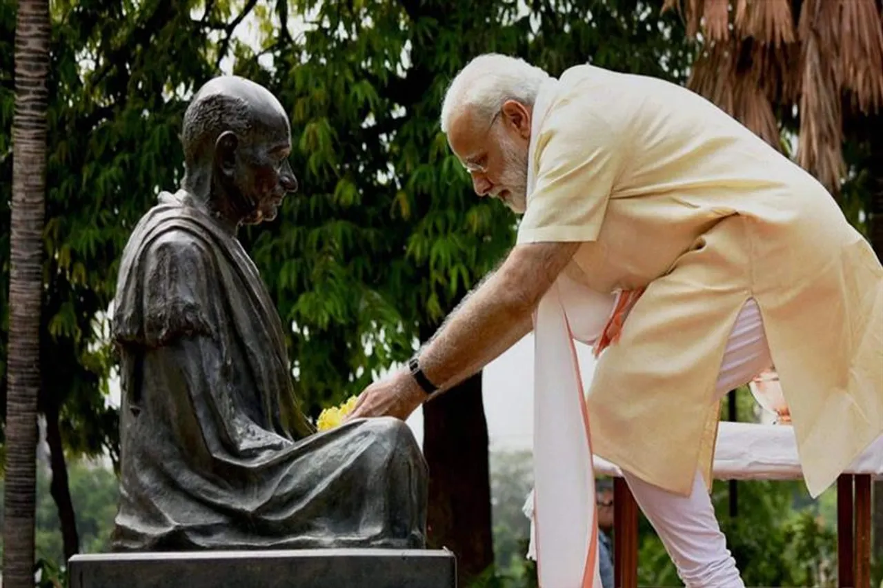 'বাপু'কে স্মরণ করলেন প্রধানমন্ত্রী