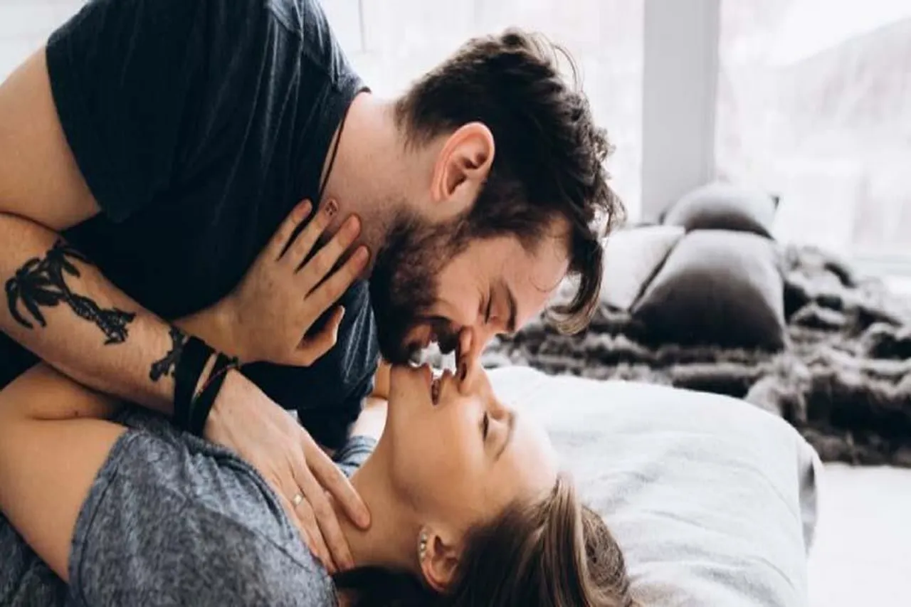 শারীরিক মিলনের পর নিজের ও সঙ্গীর যত্ন নেওয়া কতটা জরুরি?