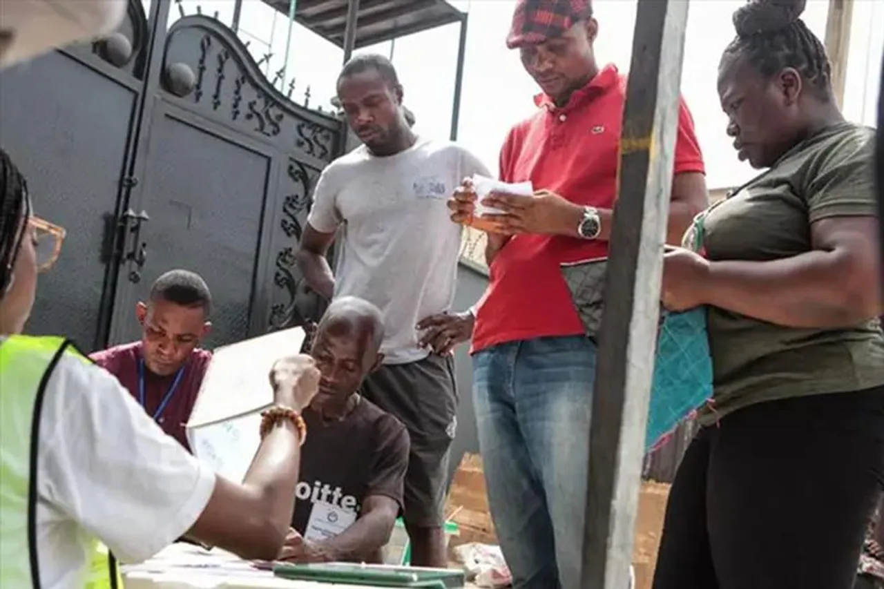 নাইজেরিয়ায় নির্বাচন বাতিলের আহ্বান জানাচ্ছে বিরোধী দলগুলি