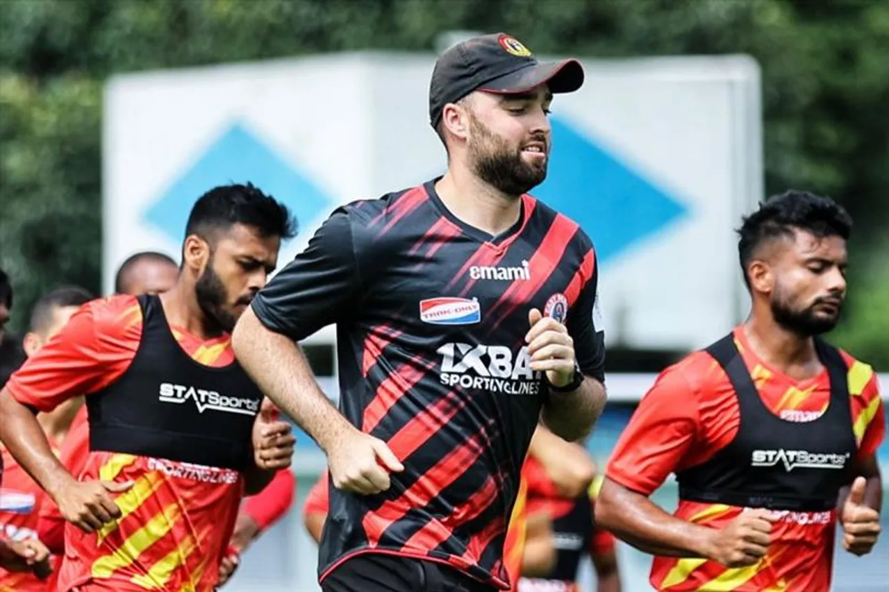 ইস্টবেঙ্গল নামটাই যথেষ্টঃ শৌভিক