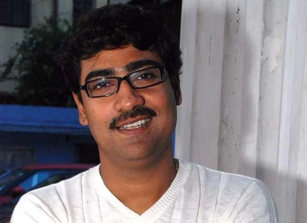 কবিতার অ্যালবামে কৌশিক সেন