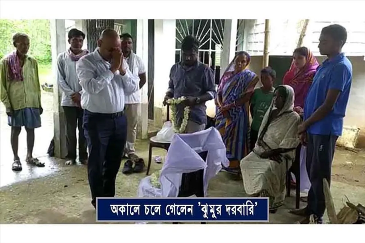 অকালে চলে গেলেন প্রখ্যাত ঝুমুর শিল্পী