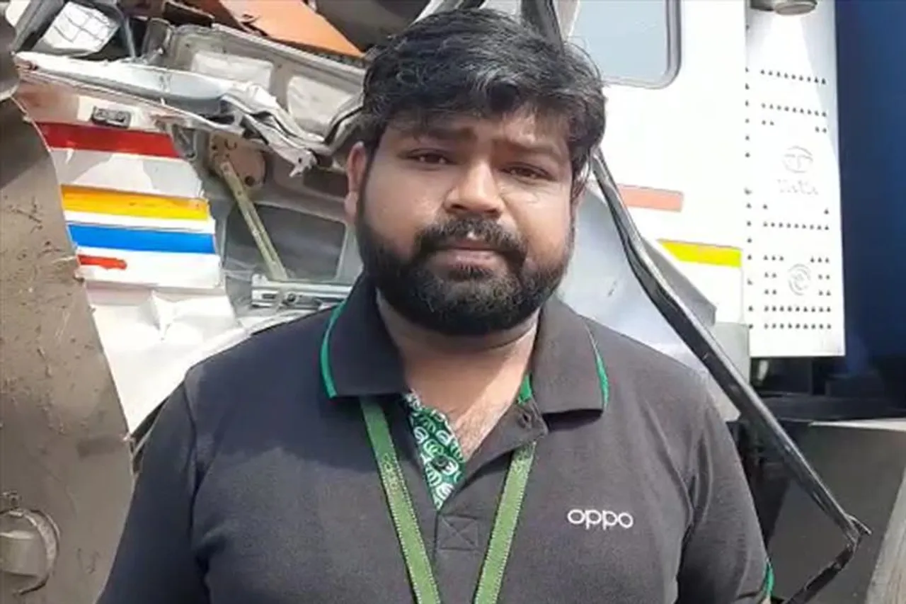 আসানসোলে সড়ক দুর্ঘটনা, প্রশাসনের দিকে উঠল আঙুল