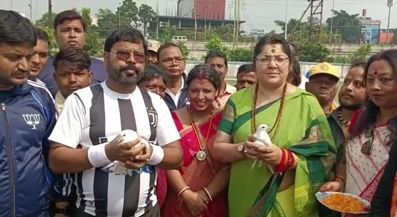 দুর্গাপুরে বিধায়ক কাপের সূচনা করলেন সাংসদ লকেট চ্যাটার্জী