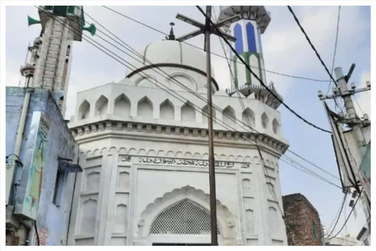 জামা মসজিদে বোমব্লাস্ট করার হুমকি, গ্রেফতার এক