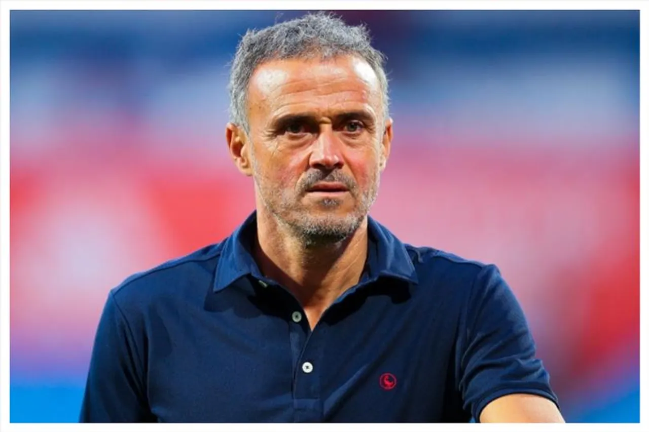 জাভি হার্নান্দেসের পরিবর্তে লুইস এনরিককে ফেরাতে চায় বার্সেলোনা