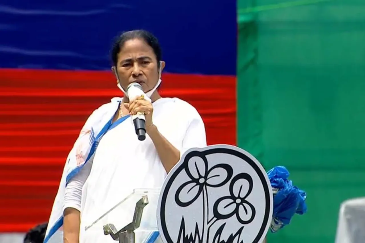 ফের কেন্দ্রের বিরুদ্ধে টাকা না দেওয়ার অভিযোগ মমতার