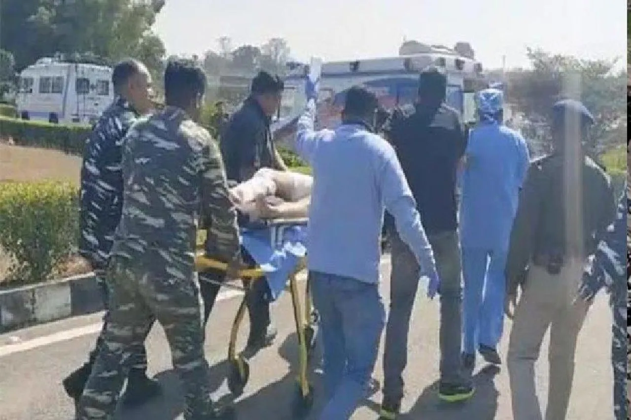 ঝাড়খণ্ডে ভয়াবহ বিস্ফোরণ, আহত ভারতীয় সেনা