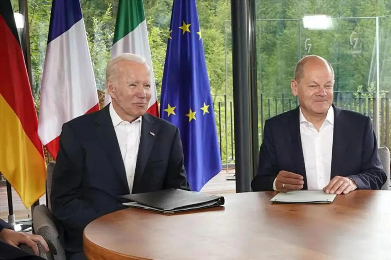 হোয়াইট হাউসে ইউক্রেন যুদ্ধ নিয়ে বৈঠক