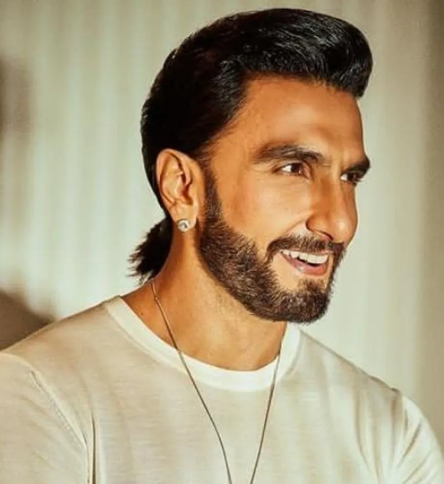 সেফ-আমিরের মাঝে রনবীর সিং