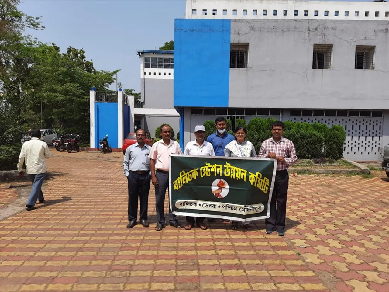 প্রশস্ত বাসস্ট্যান্ড নির্মাণের দাবি বালিচক স্টেশন উন্নয়ন কমিটির