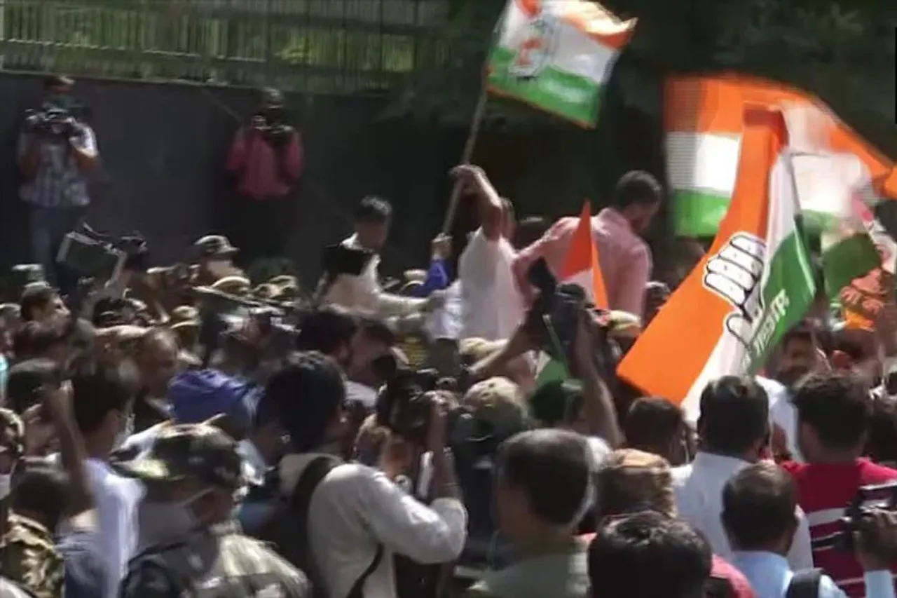 লখিমপুরের ঘটনার প্রতিবাদে উত্তপ্ত দিল্লি