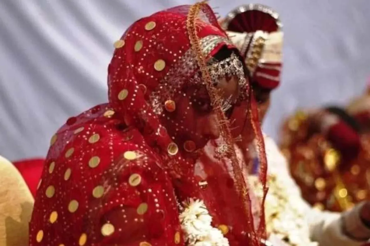 বাল্যবিবাহ রুখতে ২০০ কোটি টাকা বরাদ্দ রাজ্যের