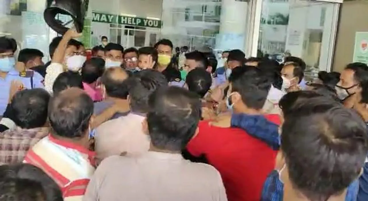 দুর্গাপুরে রোগীর মৃত্যুকে কেন্দ্র করে উত্তেজনা