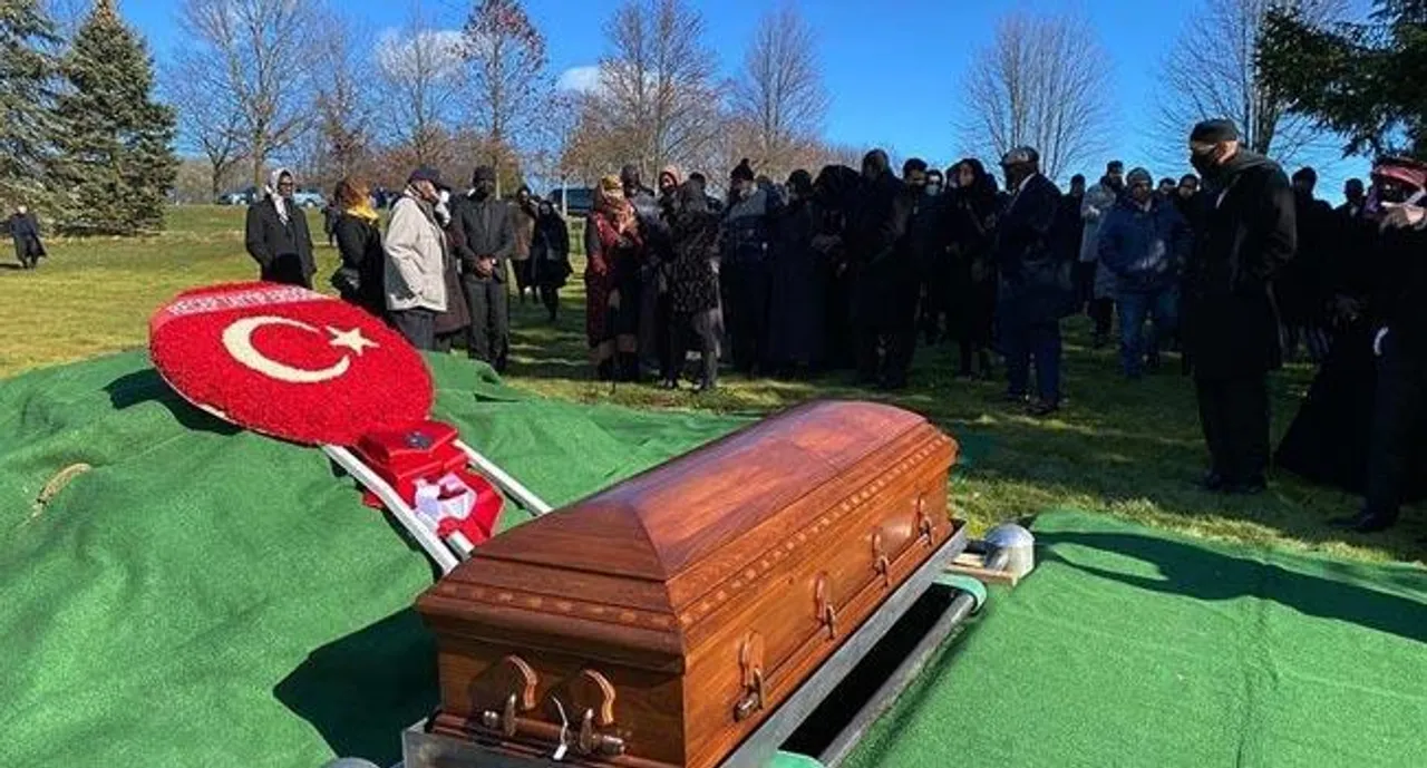 ম্যালকম এক্সের মেয়ে মালিকা শাবাজকে নিউ ইয়র্কে দাফন